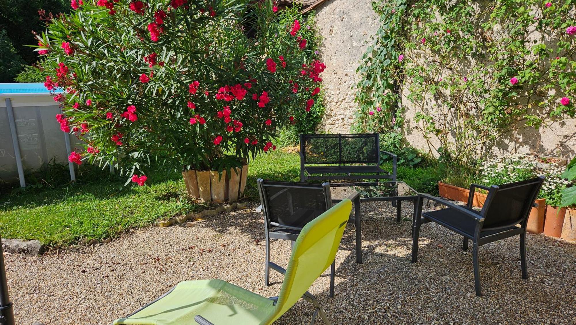 Chambres Et Gites Les Deux Chenes Pres De Bergerac Le Fleix Dış mekan fotoğraf