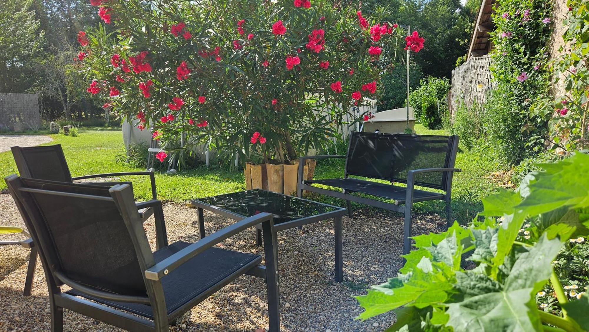Chambres Et Gites Les Deux Chenes Pres De Bergerac Le Fleix Dış mekan fotoğraf